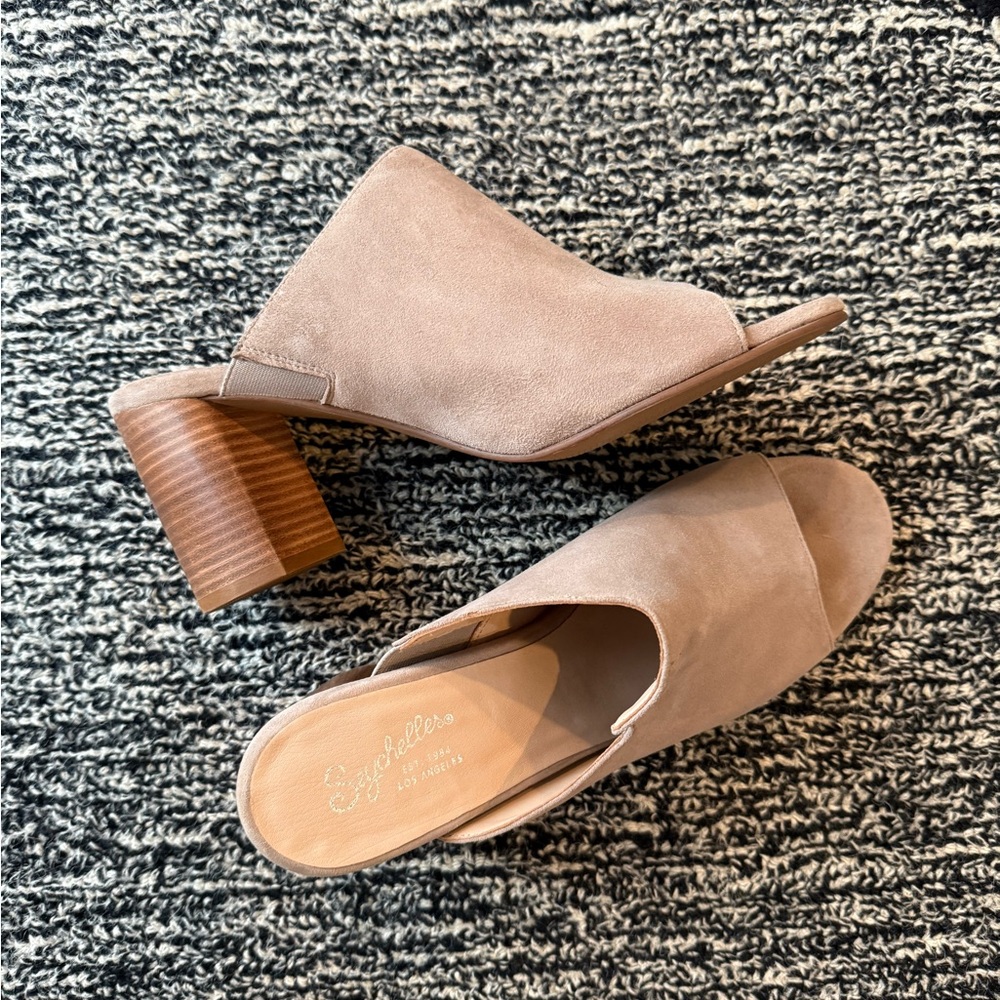 Seychelles Tan Open Toe Mule suede stacked sandal size 11